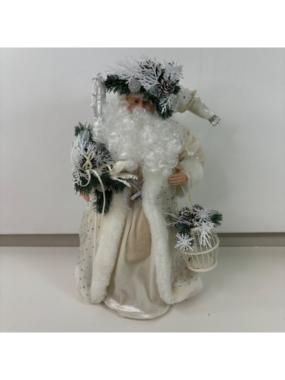 White Christmas 18" Santa Claus Figurine With Basket & Pinecones
